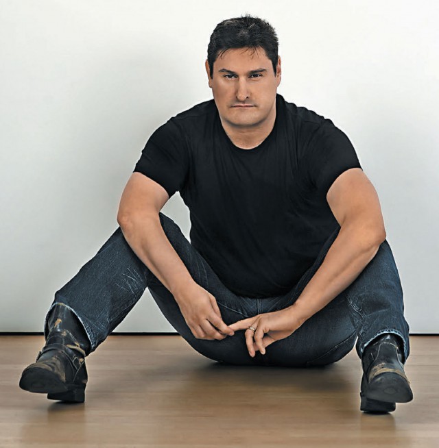 Naughty but Nice Rob Shuter (photo:Dimitrios Kambouris)