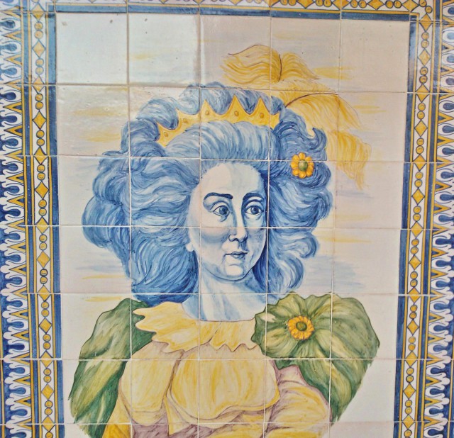 Ylhäisönainen Setubalista