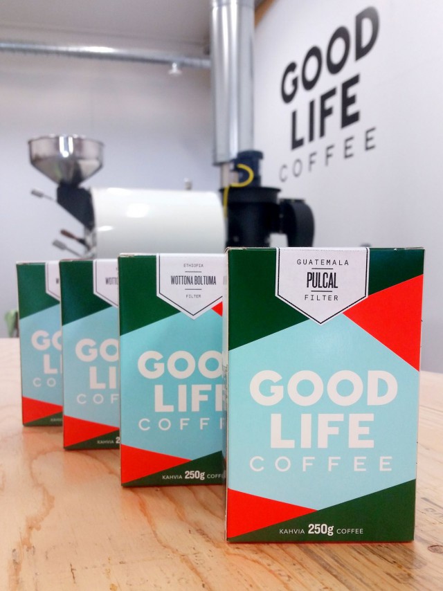 Tyylikkään ja raikkaan pakkauksen takana ovat Sebastian Hurmerinta ja Mikko Ryhänen