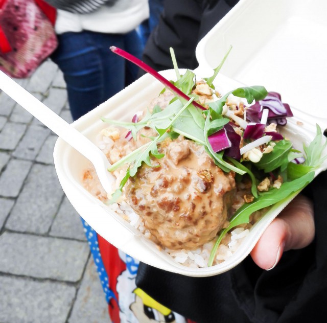 Ruokakuvausta Tuomaan Markkinoilla