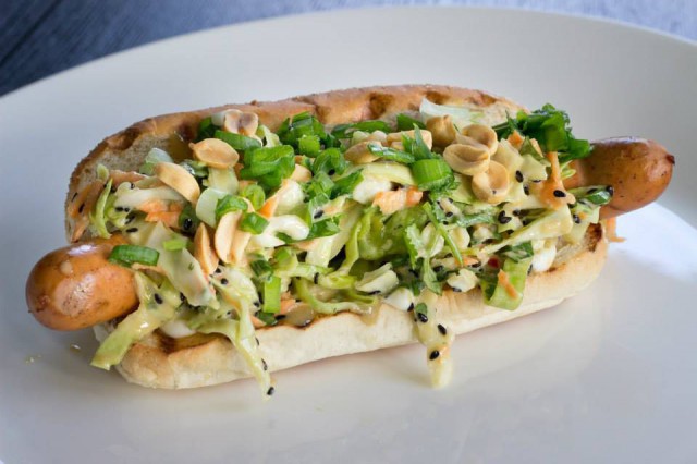 Happie's Aasia Hot Dog