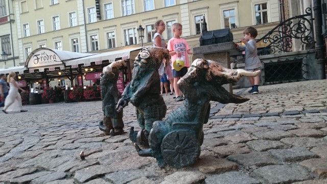 Pieniä kääpiöitä on ympäri Wrocław ia. Löydätkö ne kaikki?