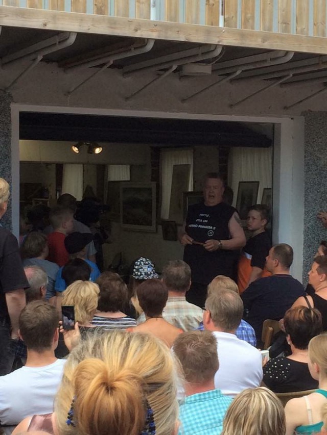 Hirvaskankaan Huutokauppakeisari.