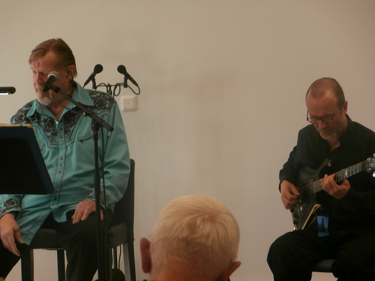 Loiri, Lerche ja välissä Holmbergin Kallen pää