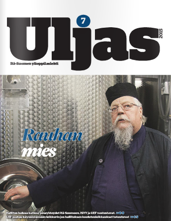 Eivätkä ne muuten luostarissa tuon tuostaan juoda kittaa alkoholia asukit, ainoastaan kaksi kertaa vuodessa on lupa, poikkeustapauksena viinimestari Isä Andreas: "Minulla on semmoinen kalenteri, jossa on joka päivälle viinilasi."