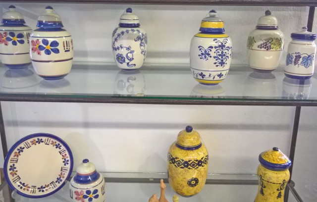 Palmelan koriste-esineitä