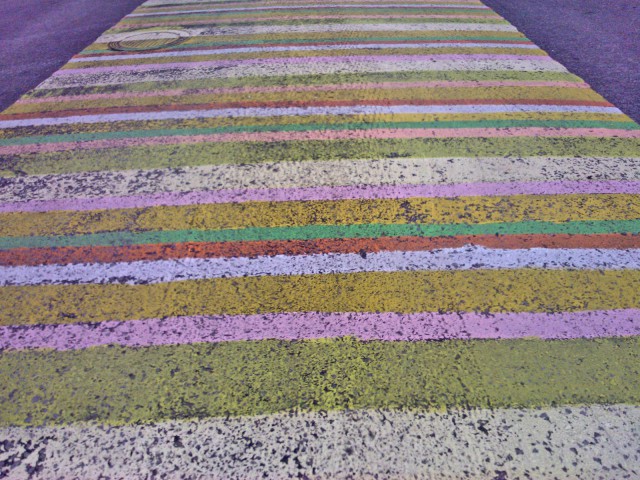 Jyväskylän kävelykadulla on maalattu matto