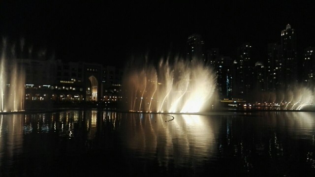 Dubai Fountain, tanssivat suihkulähteet