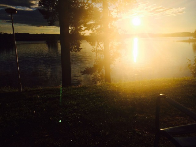 Syyskuun kuulas aurinko.