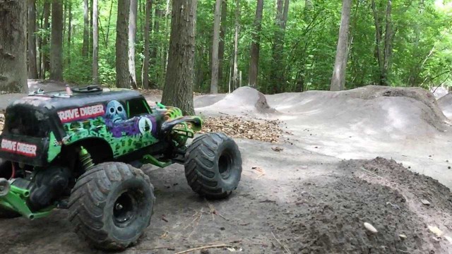 Monsterit valmiina kevääseen