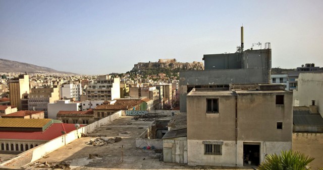 Taustalla Akropolis, onko tämä hieno näkymä?