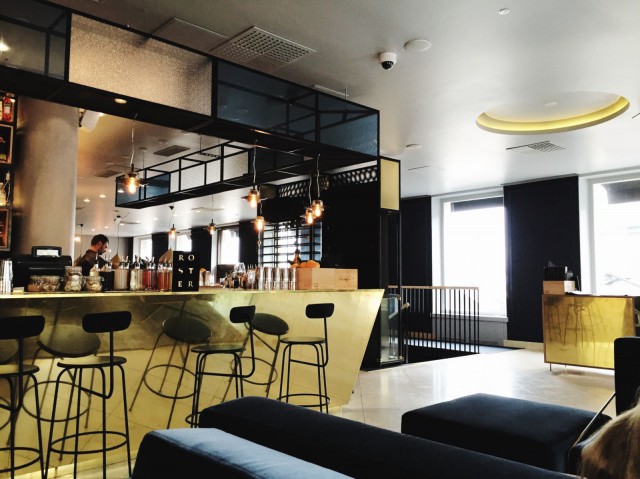 Rosterin tyylikäs sisustus on Bond Creative Agencyn käsialaa.