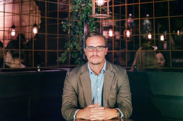 Kirjailija Joonas Konstig oli ruokavaikeilija, kunnes hän löysi totuuden ruoasta.