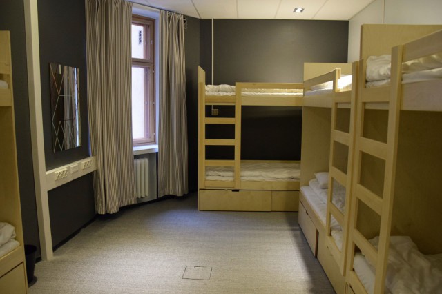 Hostellin makuusali.