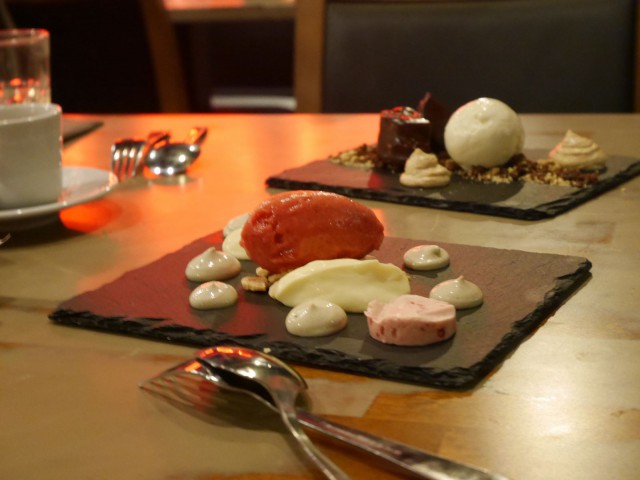 Täyden kympin jälkkärit