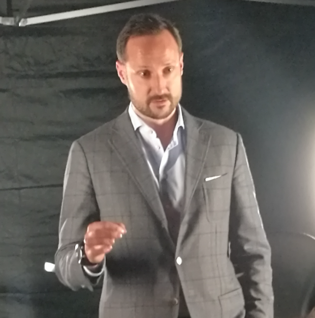 Norjan kruununprinssi Haakon Slushissa Helsingissä 30.11.2016.