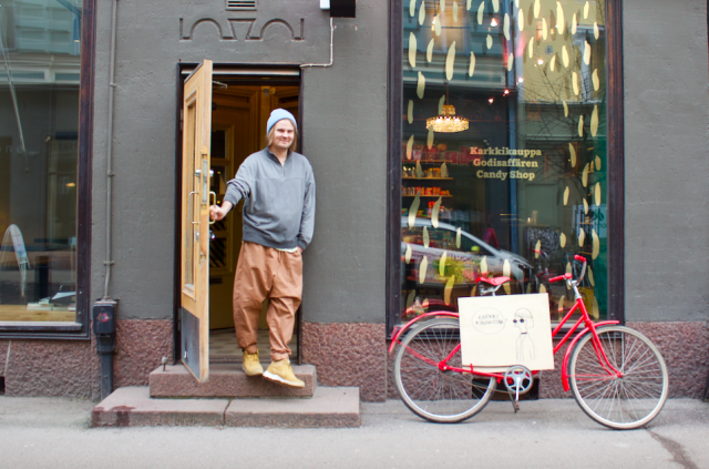 Martin Koskela ja uusi karkkikauppa.