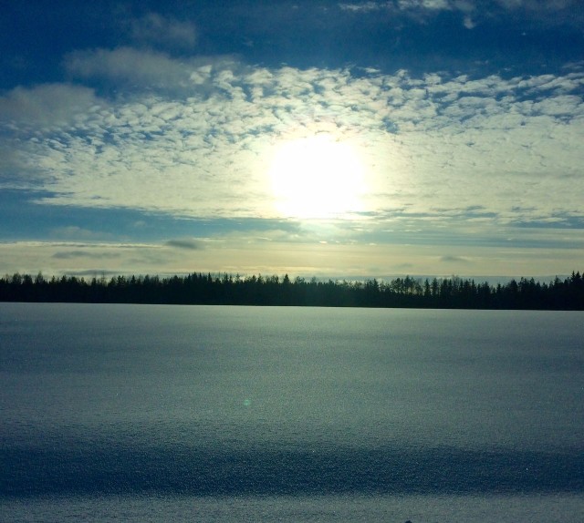 Seesteisyys elämässä löytyy kun oikealla tavalla maltan pysähtyä katsomaan.