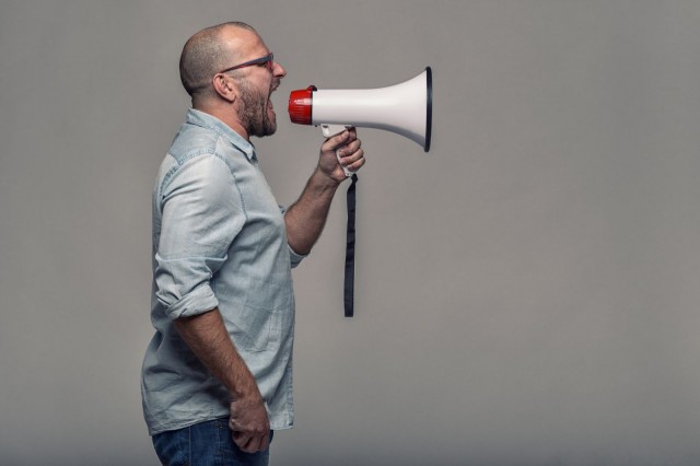 Suoraa palautetta antamassa.