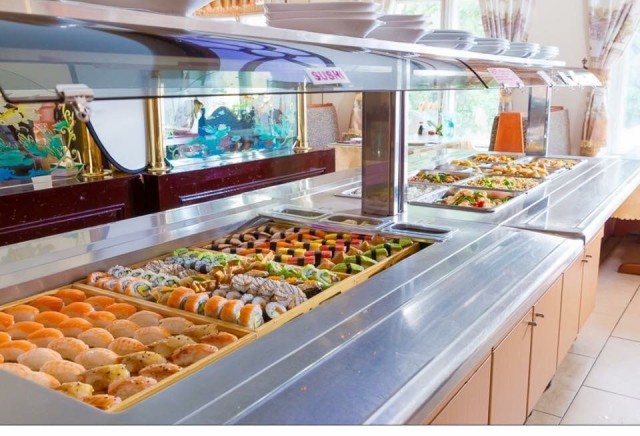 China Thai Palacessa taidetaan sushi.