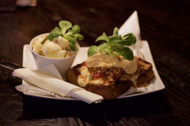 Ruby and Fellasin Vegechili toast ei jätä taatusti ketään nälkäiseksi.