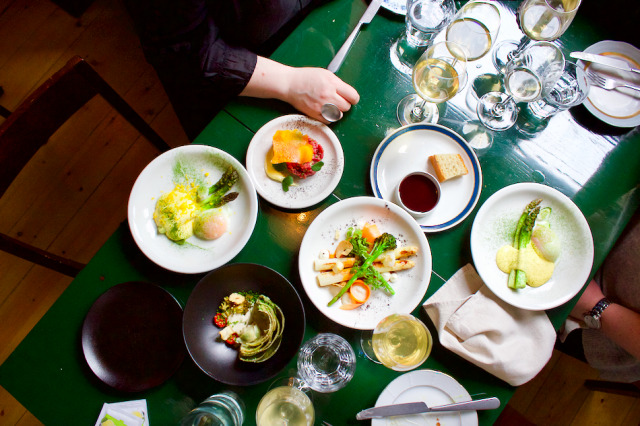 Winossa saa syödäkseen ja juodakseen.