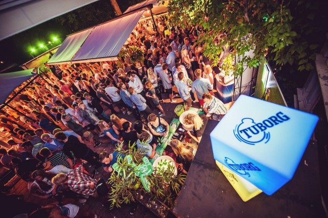 Iltaisin meininki saattaa olla erittäin menevä...