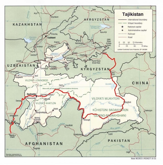 Pamir Highway on maailman toiseksi korkeimmalla oleva tie ja se menee jopa 4 655 m korkeudessa.