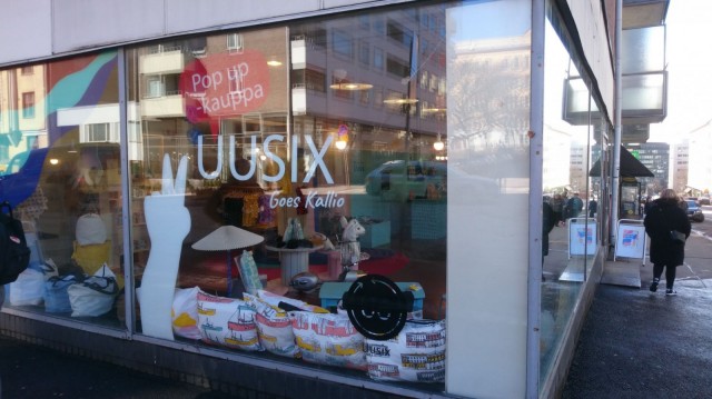 Kaupan löytää Kallion kirjastoa vastapäätä.