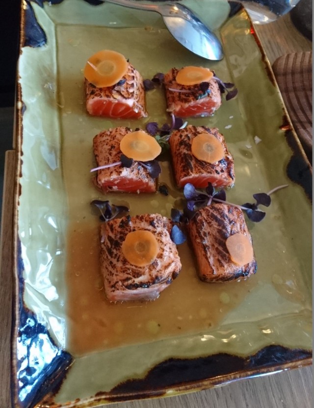 Lohi oli kaikessa yksinkertaisuudessaan yksi illan parhaista!