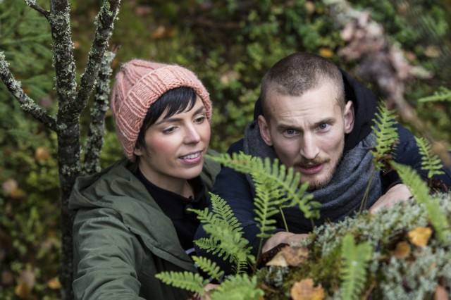 Ossi Paloneva ja Noora Shingler tekevät villiruokaa myös Villd-ohjelmassaan Youtubessa.