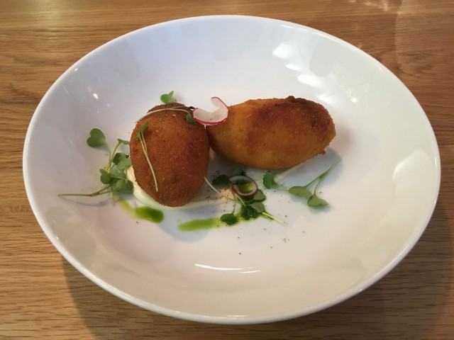 Fabrik: Italialainen tryffelillä maustettu risottopallo