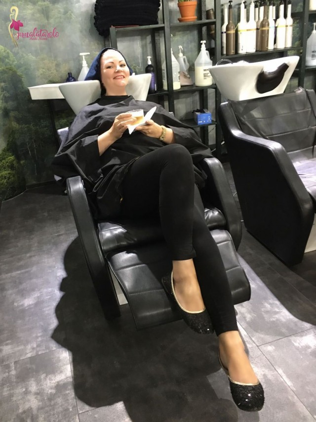 Samalla sain nauttia kahvista ja hierovasta tuolista