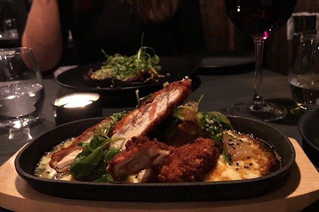 Pankojauhoilla kuorrutettu kana