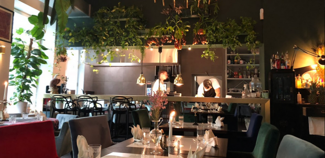 Pääsali ja avokeittiö