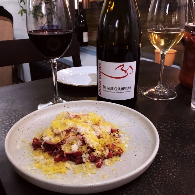 Tartarin kylkeen sopii mainiosti Bruno Duboisin Saumur Champigny.