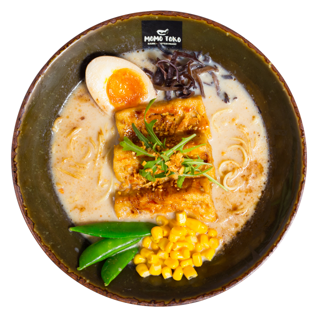 Momotokon soy miso ramen lämmittää mukavasti talvisella säällä.