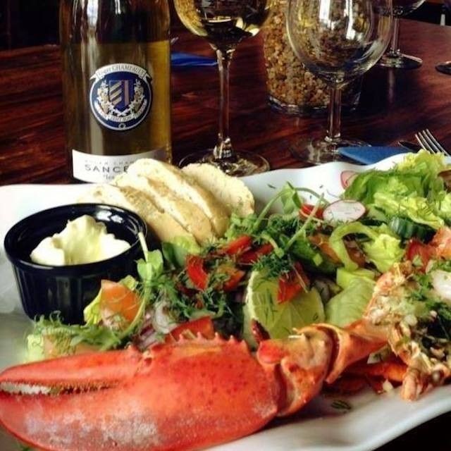 På Krokenissa on tarjolla monenmoisia äyriäisiä.