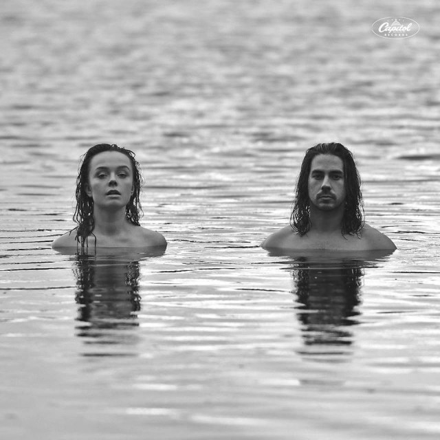 Eva + Manu julkaisi albumin In the Woods 18. tammikuuta.