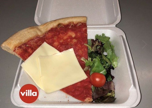 Melko esikuvansa näköinen herkkulautanen.