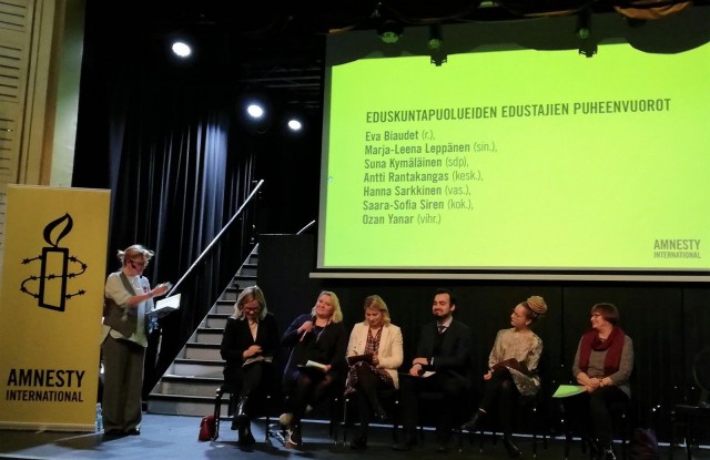 Amnestyn tilaisuudessa paikalla olleet eduskuntapuolueiden edustajat näyttivät vihreää valoa suostumusperustaiselle raiskauslaille.