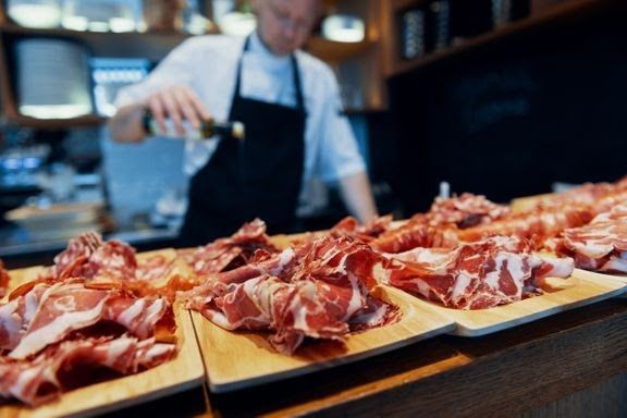 Preston keittiötiimiä johtaa Marko Koskinen.