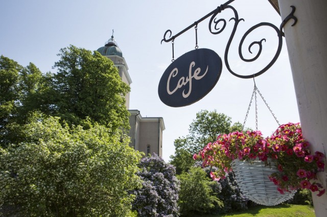 Suomenlinnan Suupalat on Suomenlinnassa toimivien ravintoloiden ja kahviloiden yhteinen ponnistus.