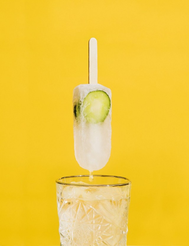 Poptaileja voi nauttia myös drinkkien lisukkeena.