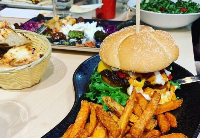 Classic & Vegan -ravintolasta löytyy paljon vaihtoehtoja niin vegaaneille kuin sekasyöjillekin.