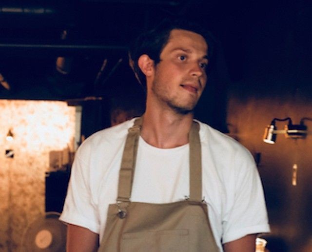 Timo Aalto pitää rennoista ravintoloista, joista saa simppeliä safkaa ja hyviä viinejä.