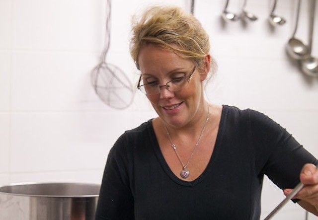 Rakkaudella tehty omatekoinen ruoka on aina parasta, sanoo Zum Beispielin sous chef Malin Furu.