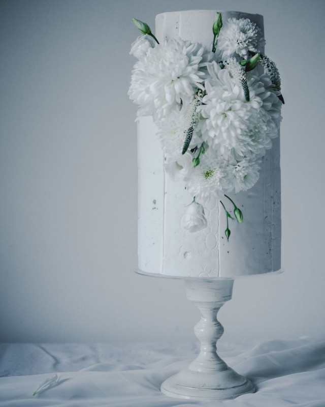 Kakkunautinnon voi kruunata myös samppanjalla.