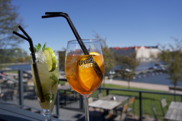 Il Gabbianon terassilla kelpaa nauttia myös raikkaita cocktaileja.