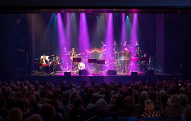 UMO Helsinki Jazz Orchestra ja Savoy-teatteri juhlistavat Helsinki-päivää kahdella ilmaiskonsertilla